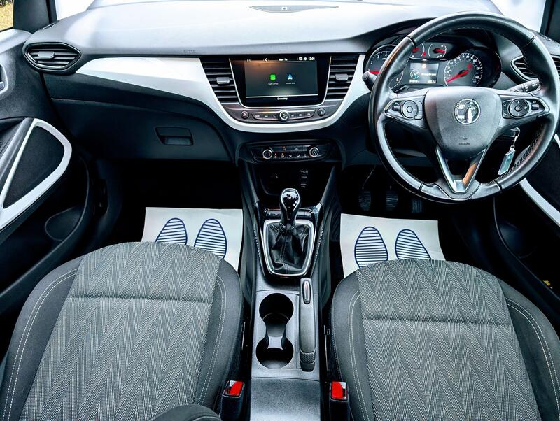 VAUXHALL CROSSLAND X 1.2 SRi Nav 2020