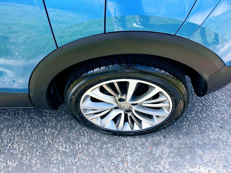 VAUXHALL CROSSLAND X 1.2 SRi Nav 2020