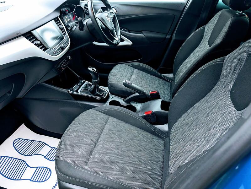 VAUXHALL CROSSLAND X 1.2 SRi Nav 2020