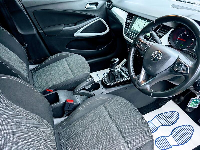 VAUXHALL CROSSLAND X 1.2 SRi Nav 2020