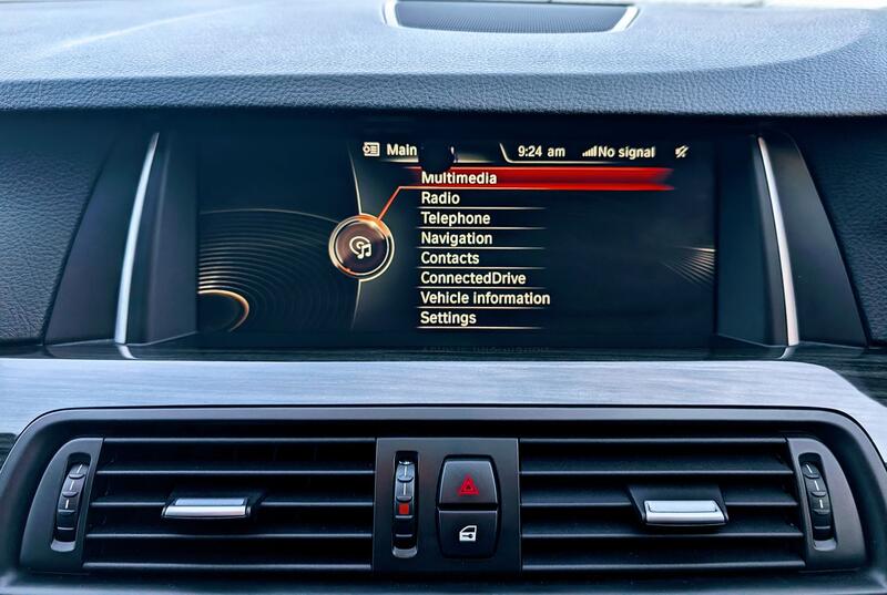 BMW 5 SERIES 2.0 518d Luxury Saloon 2015