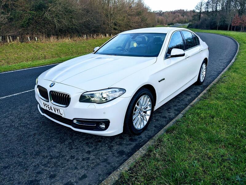 BMW 5 SERIES 2.0 518d Luxury Saloon 2015