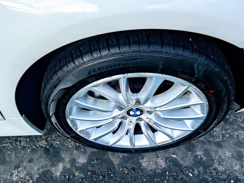 BMW 5 SERIES 2.0 518d Luxury Saloon 2015
