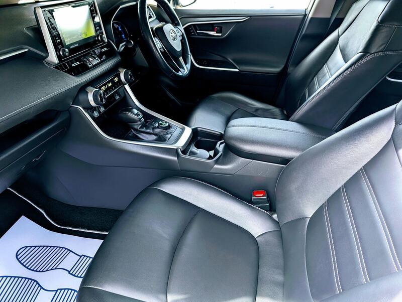 TOYOTA RAV4 2.5 VVT-h Excel 2019